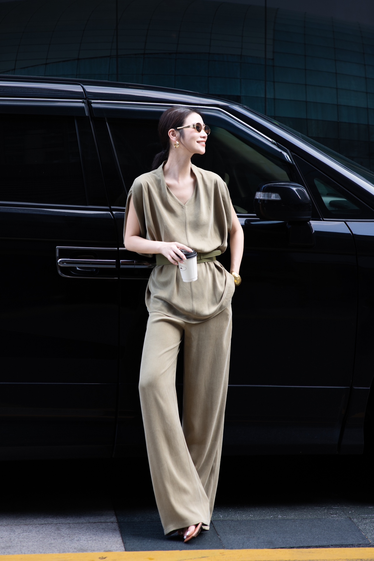 “YSL Women’s Clothes: High Quality, Oceanic Fashion, Lazy Atmosphere, 3 Colors, Sizes SMLXL” - 图片 1