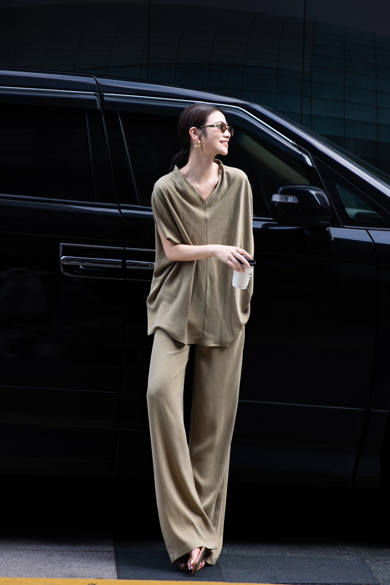 “YSL Women’s Clothes: High Quality, Oceanic Fashion, Lazy Atmosphere, 3 Colors, Sizes SMLXL” - 图片 5