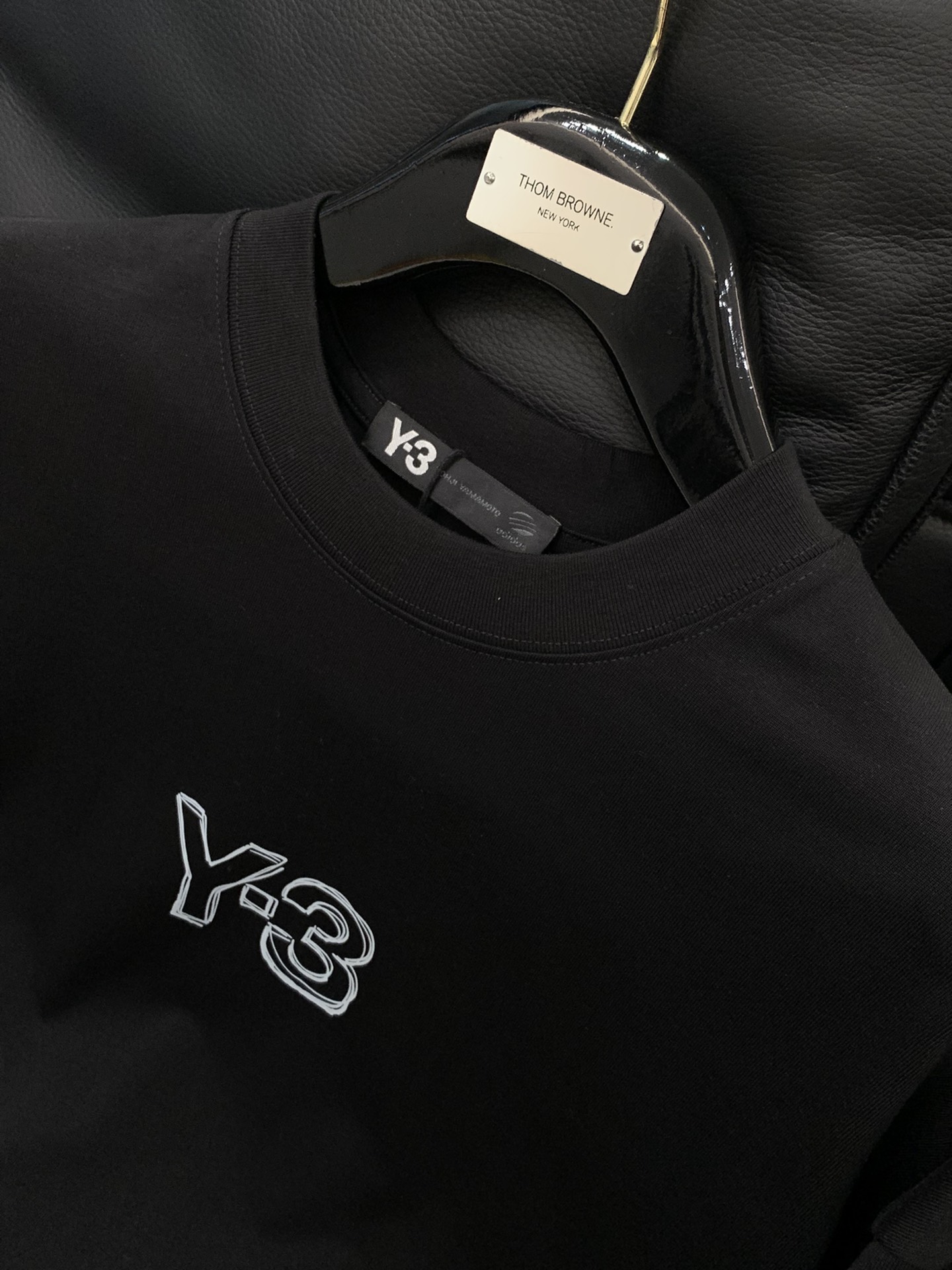 ，Y-3 山本耀司，2025夏季最新品，专柜同步有售，原单狠货，时尚休闲圆领短袖T恤，进口原版面料，舒适