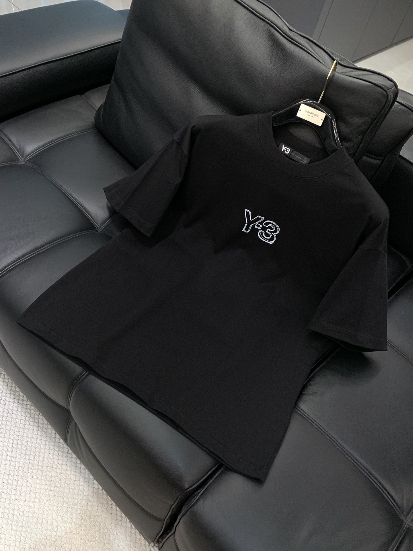 ，Y-3 山本耀司，2025夏季最新品，专柜同步有售，原单狠货，时尚休闲圆领短袖T恤，进口原版面料，舒适