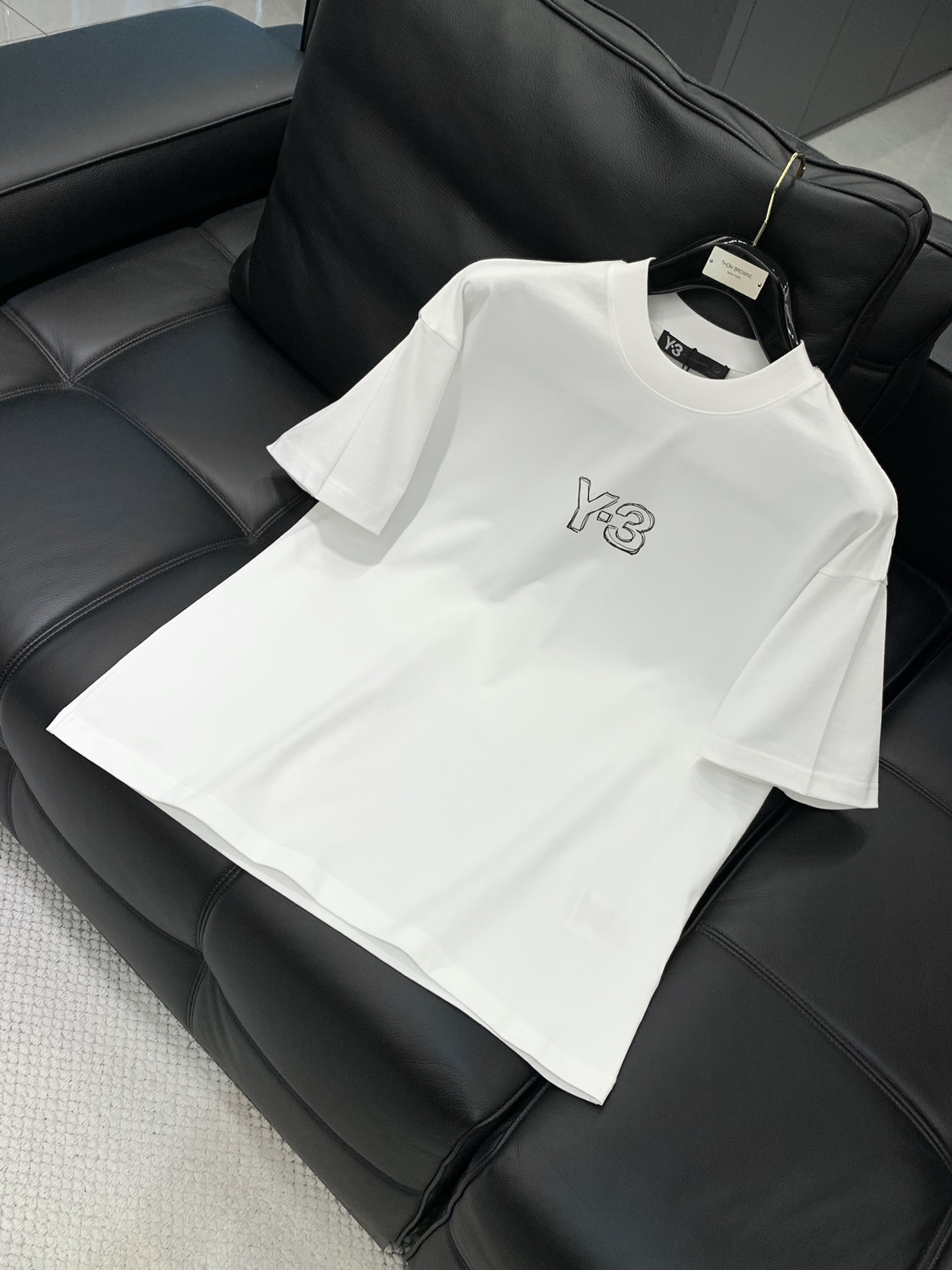 ，Y-3 山本耀司，2025夏季最新品，专柜同步有售，原单狠货，时尚休闲圆领短袖T恤，进口原版面料，舒适