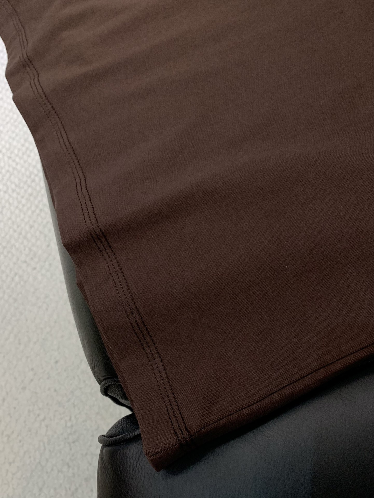 ，Burberry 巴宝莉，2025夏季最新品，专柜同步有售，原单狠货，时尚休闲圆领短袖T恤，进口原版面
