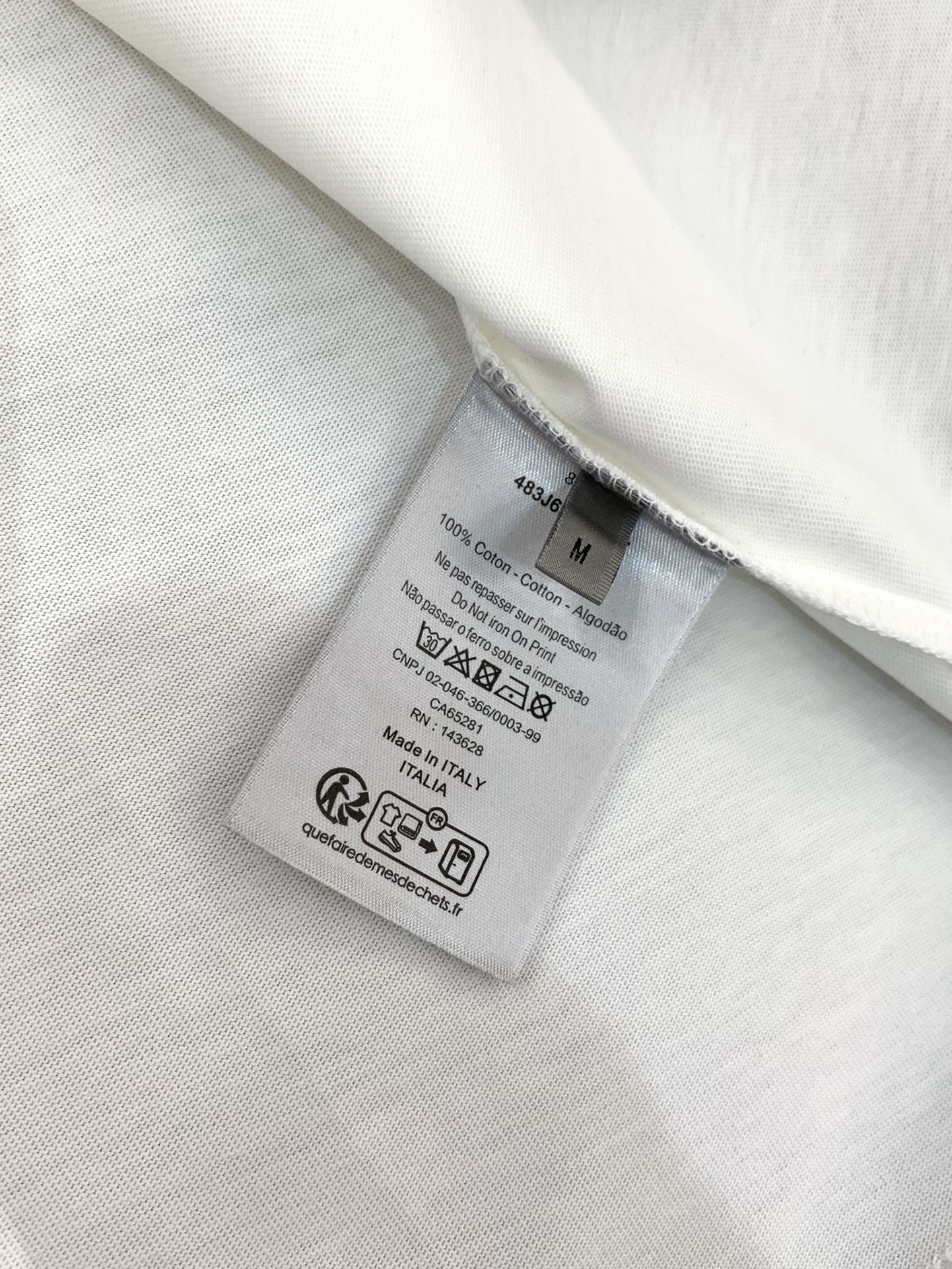 ，Dior 迪奥， 2025夏季新品，专柜同步有售，简约时尚休闲圆领短袖T恤，原版进口面料，舒适透气，顶