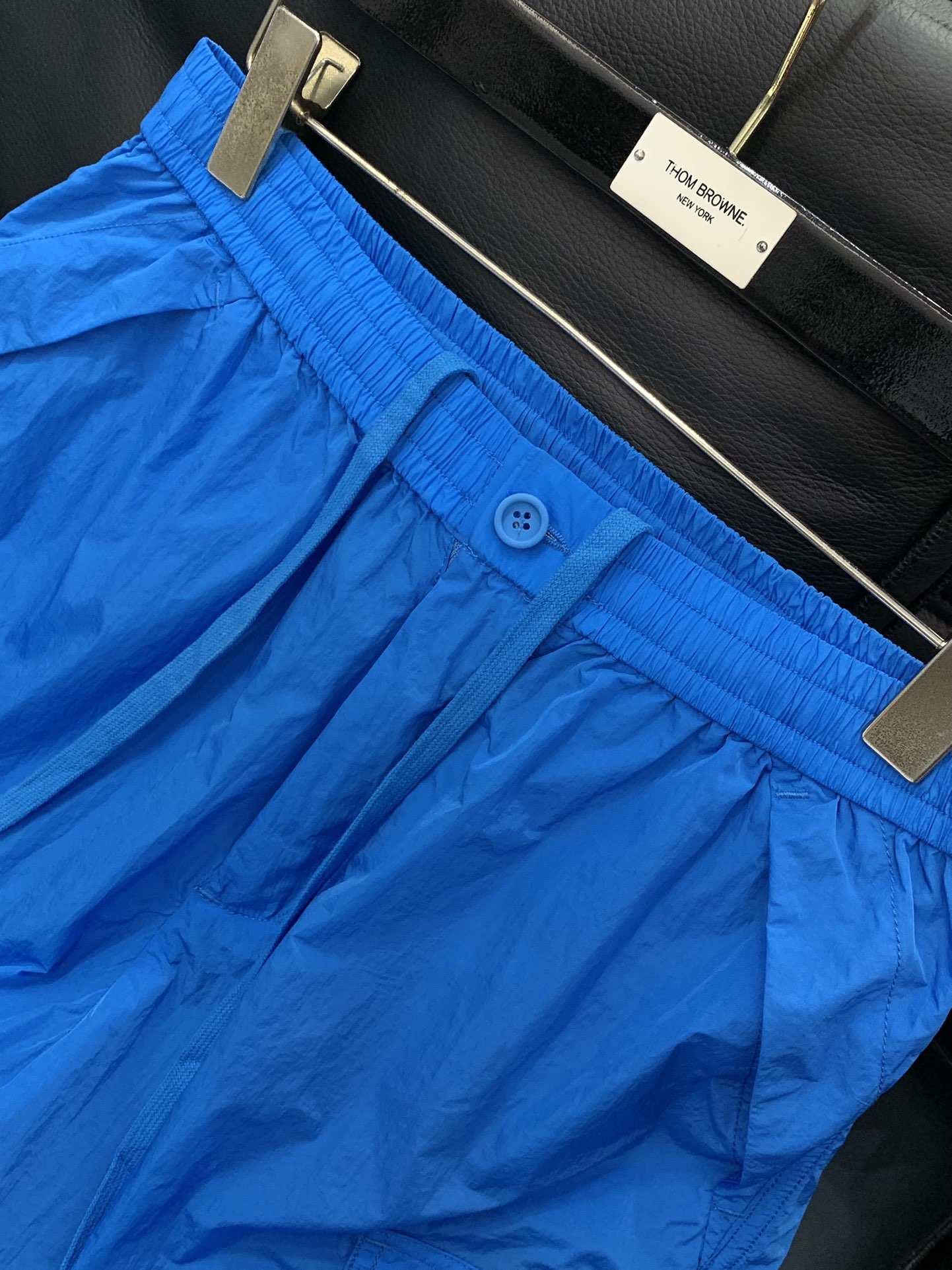 ，Burberry 巴宝莉，2025夏季最新品，专柜同步有售，原单狠货，时尚休闲短裤，进口原版面料，上身