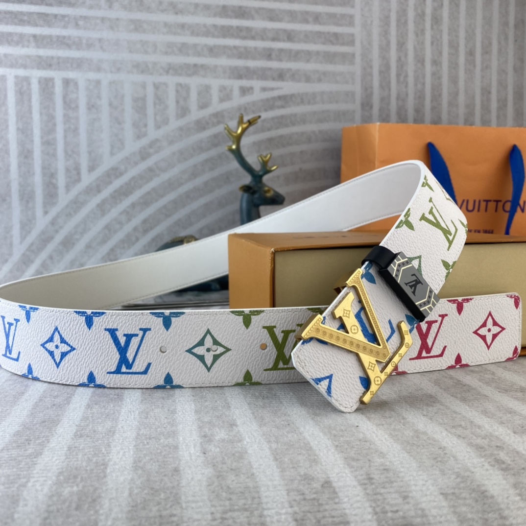 LV💕 特种皮腰带系列 ，原厂五金精品不锈钢扣，手感柔软舒适 宽3.8CM。