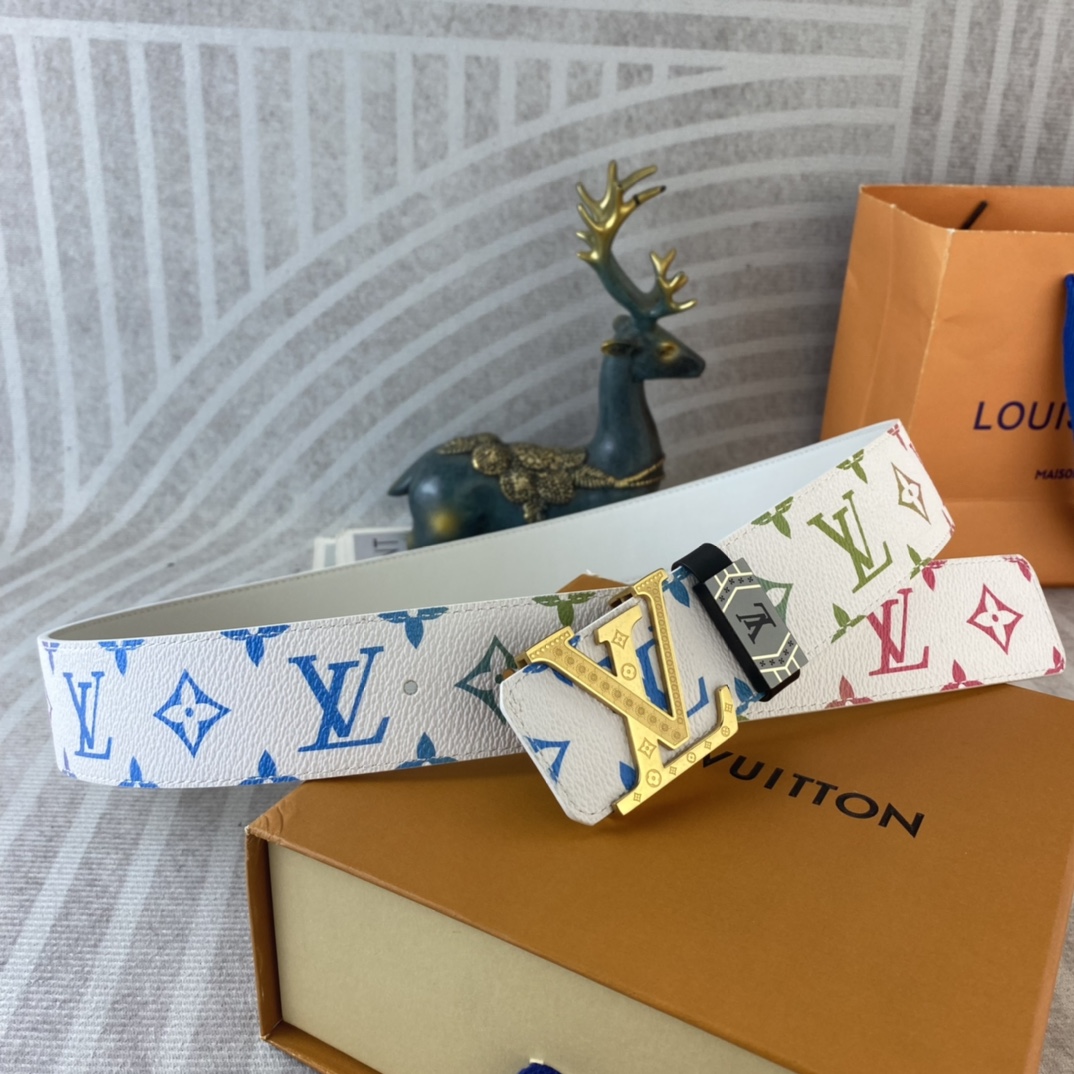 LV💕 特种皮腰带系列 ，原厂五金精品不锈钢扣，手感柔软舒适 宽3.8CM。