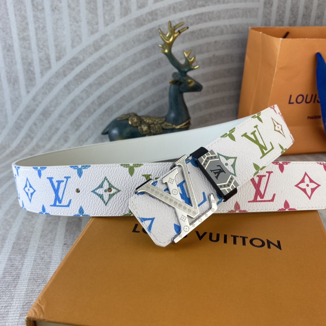 LV💕 特种皮腰带系列 ，原厂五金精品不锈钢扣，手感柔软舒适 宽3.8CM。
