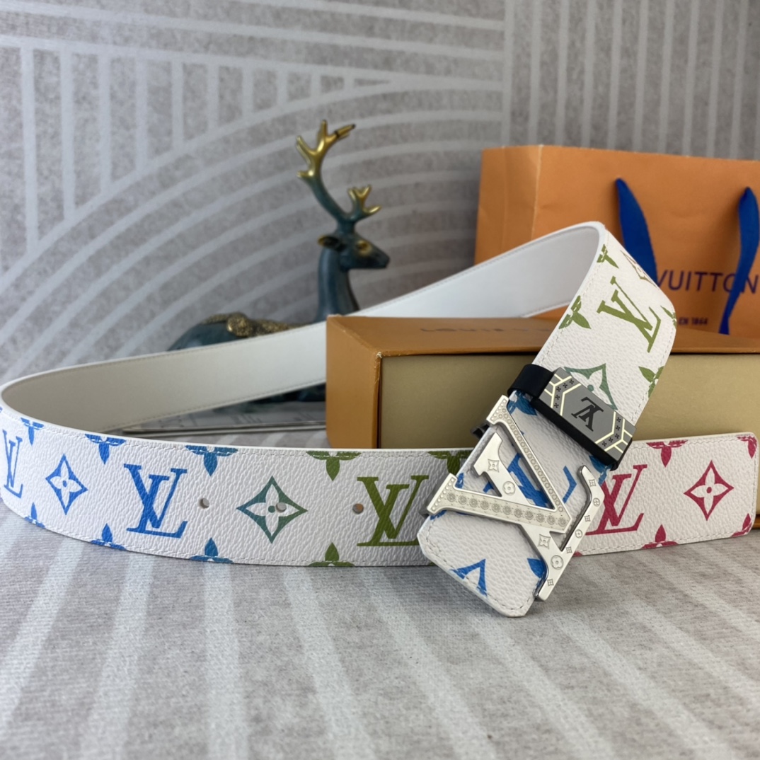 LV💕 特种皮腰带系列 ，原厂五金精品不锈钢扣，手感柔软舒适 宽3.8CM。