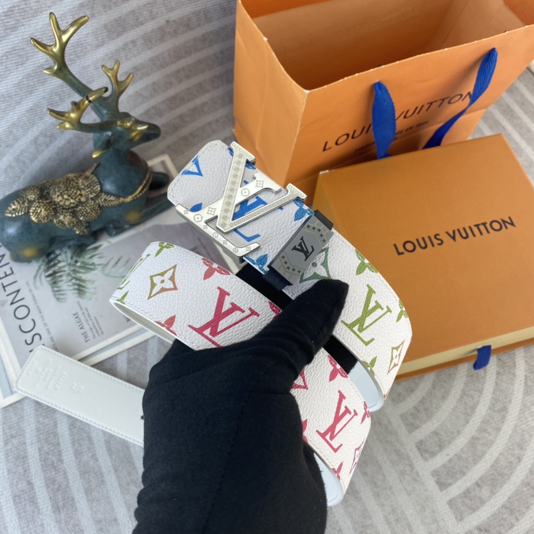 LV💕 特种皮腰带系列 ，原厂五金精品不锈钢扣，手感柔软舒适 宽3.8CM。