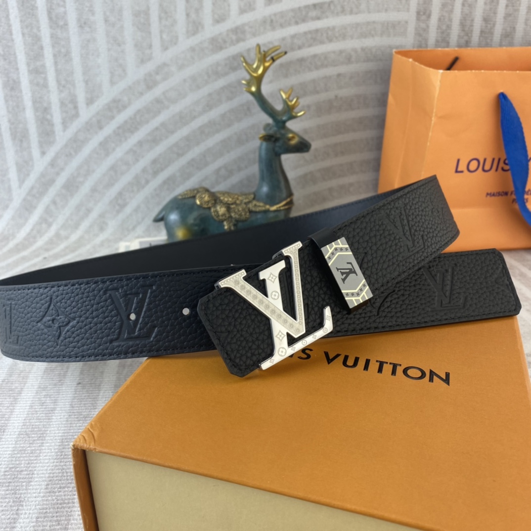 LV💕 特种皮腰带系列 ，原厂五金精品不锈钢扣，手感柔软舒适 宽3.8CM。