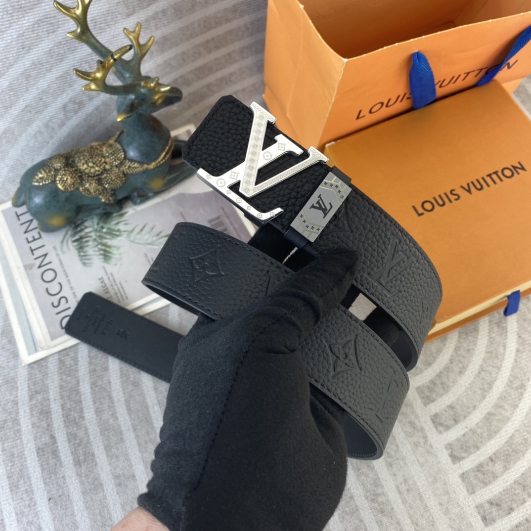 LV💕 特种皮腰带系列 ，原厂五金精品不锈钢扣，手感柔软舒适 宽3.8CM。
