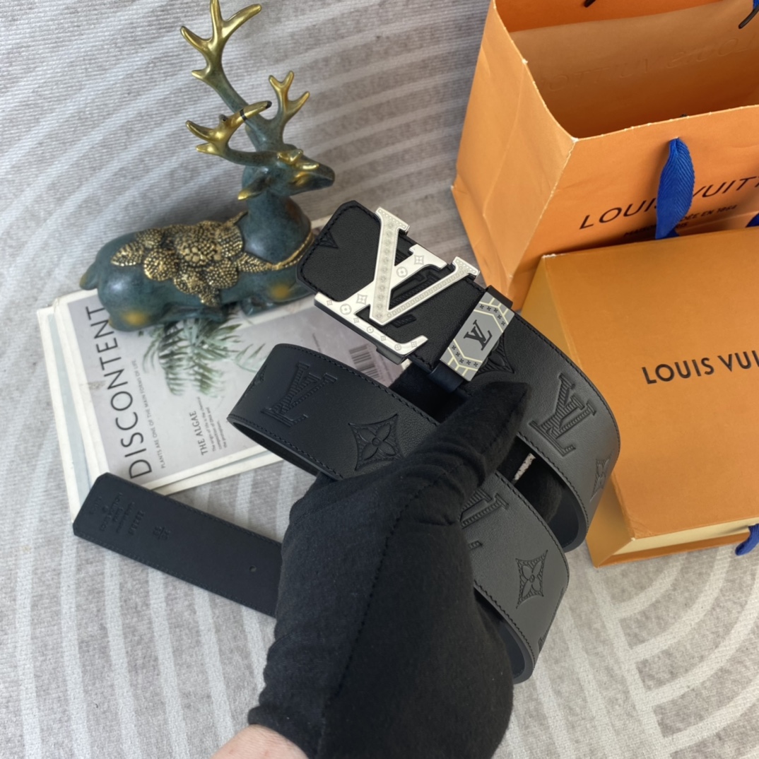 LV💕 特种皮腰带系列 ，原厂五金精品不锈钢扣，手感柔软舒适 宽3.8CM。