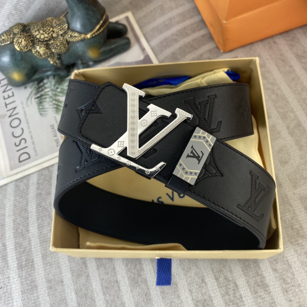 LV💕 特种皮腰带系列 ，原厂五金精品不锈钢扣，手感柔软舒适 宽3.8CM。