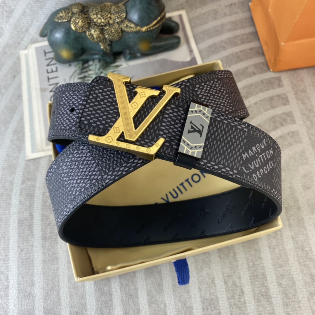 LV💕 特种皮腰带系列 ，原厂五金精品不锈钢扣，手感柔软舒适 宽3.8CM。
