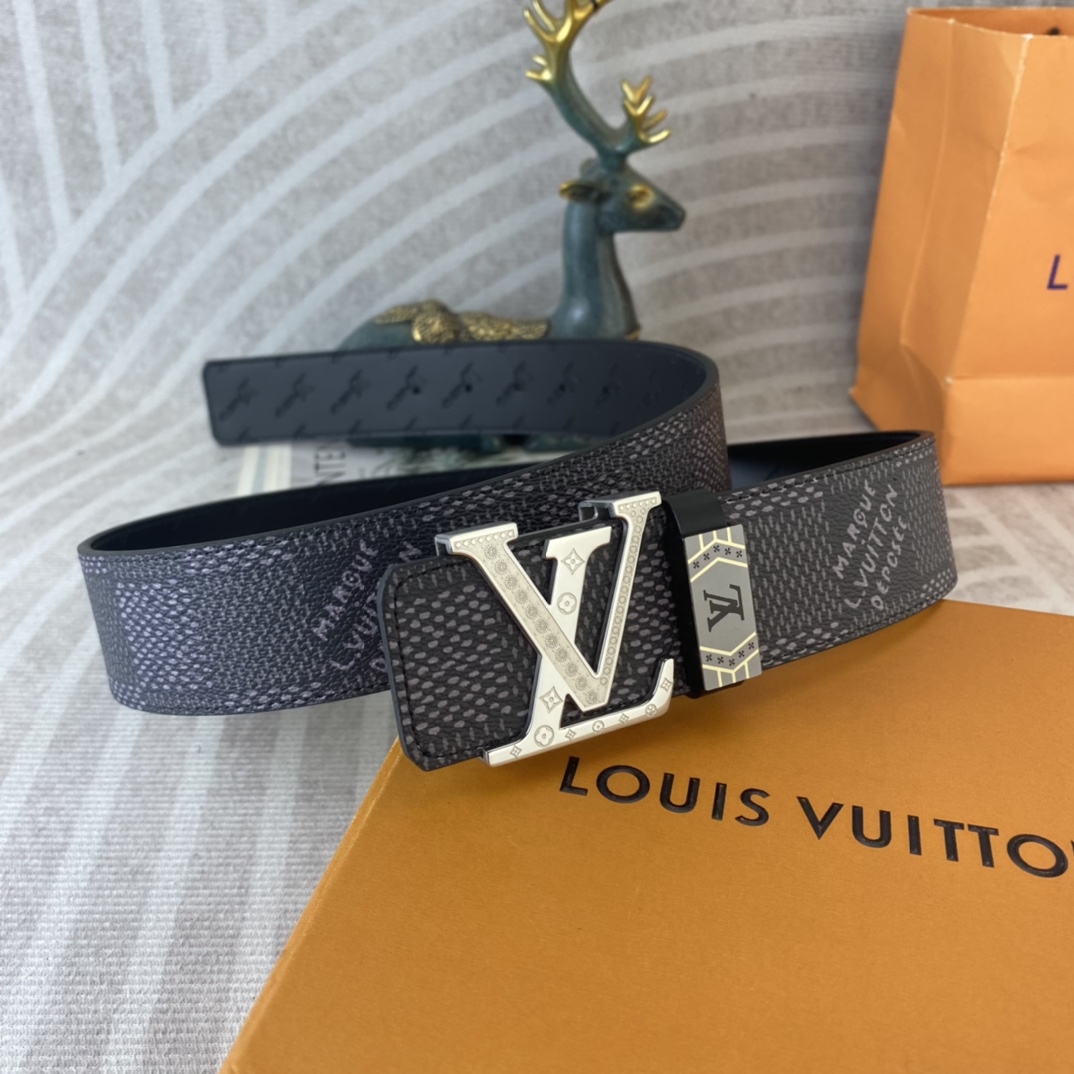 LV💕 特种皮腰带系列 ，原厂五金精品不锈钢扣，手感柔软舒适 宽3.8CM。