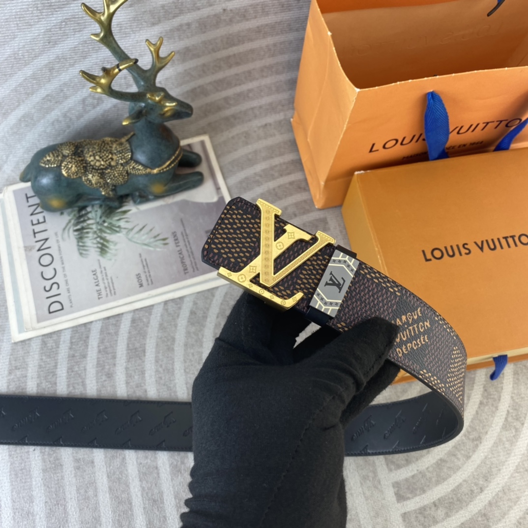LV💕 特种皮腰带系列 ，原厂五金精品不锈钢扣，手感柔软舒适 宽3.8CM。