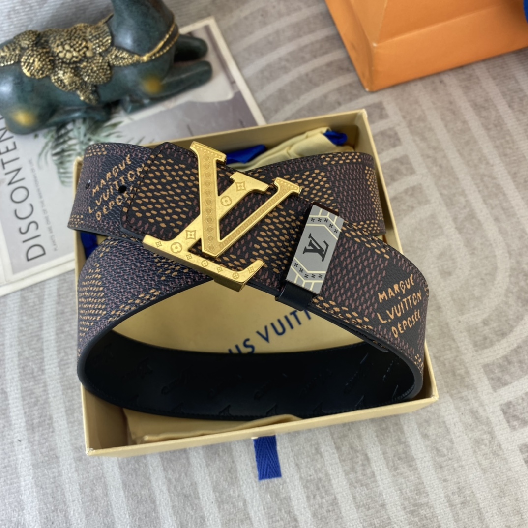 LV💕 特种皮腰带系列 ，原厂五金精品不锈钢扣，手感柔软舒适 宽3.8CM。