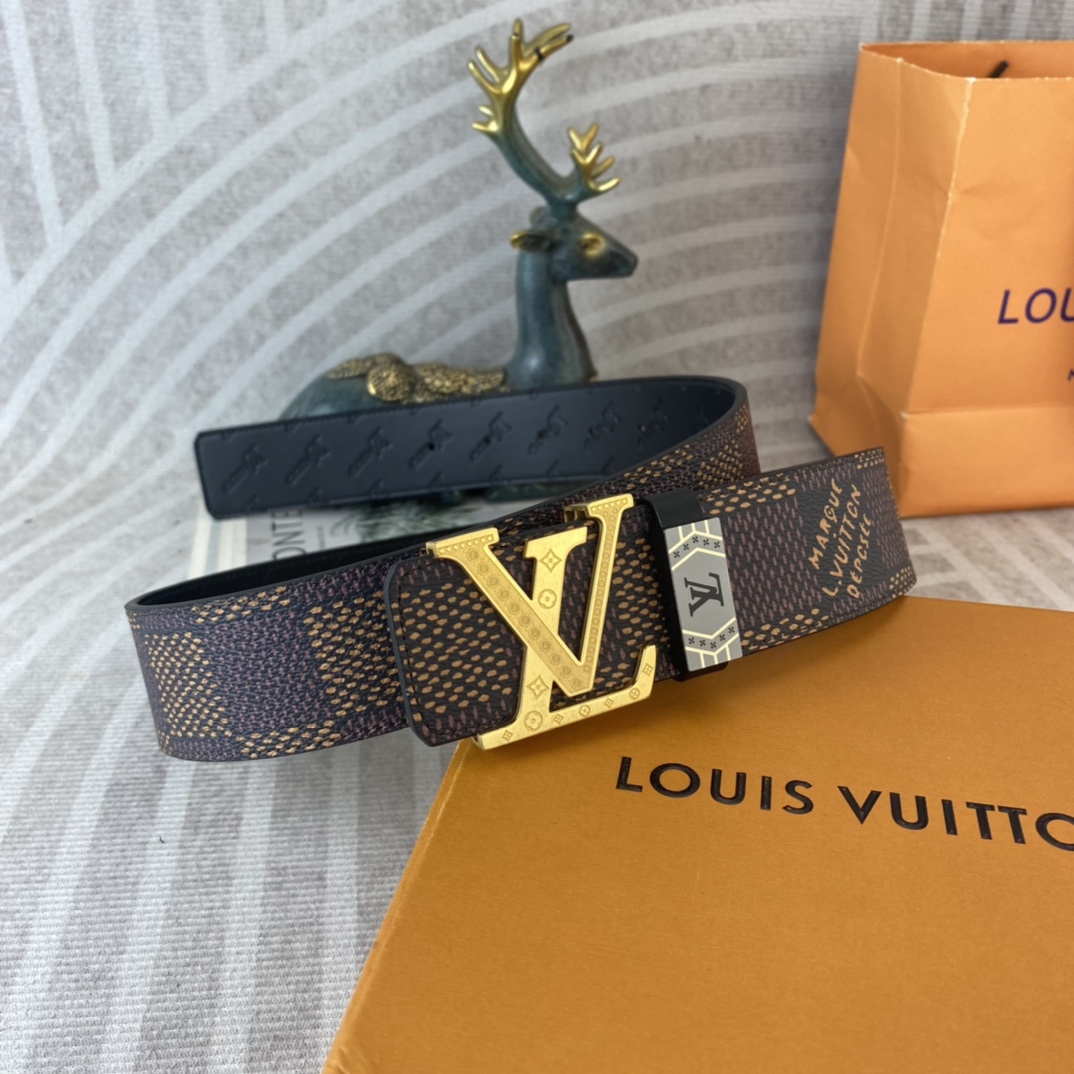 LV💕 特种皮腰带系列 ，原厂五金精品不锈钢扣，手感柔软舒适 宽3.8CM。