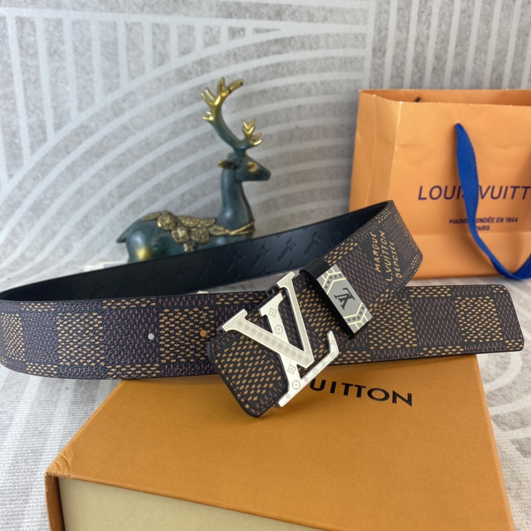 LV💕 特种皮腰带系列 ，原厂五金精品不锈钢扣，手感柔软舒适 宽3.8CM。