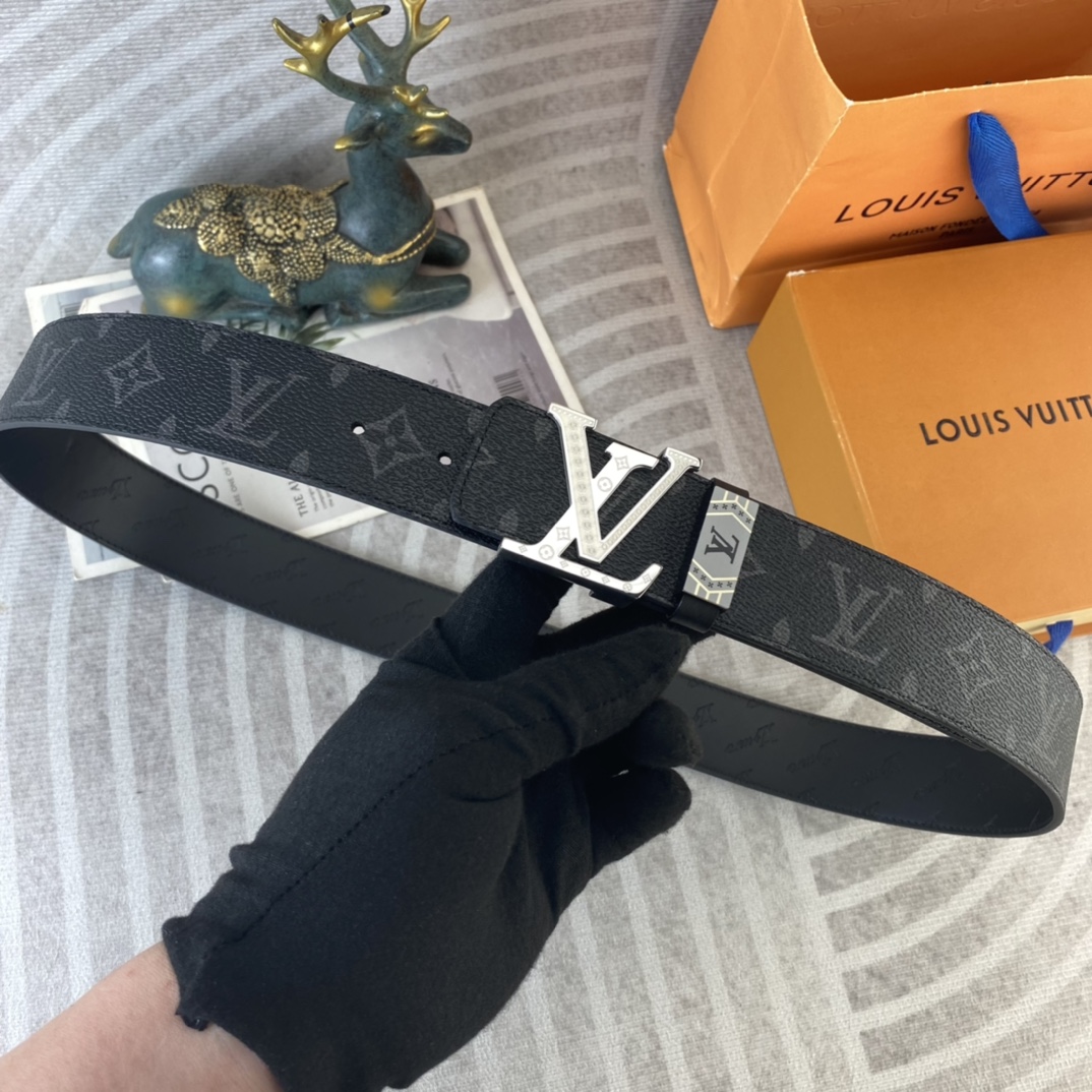 LV💕 特种皮腰带系列 ，原厂五金精品不锈钢扣，手感柔软舒适 宽3.8CM。