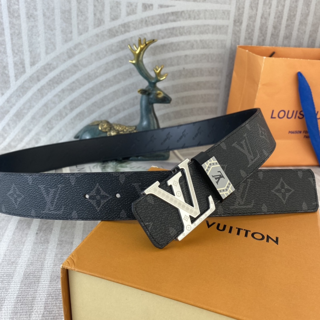 LV💕 特种皮腰带系列 ，原厂五金精品不锈钢扣，手感柔软舒适 宽3.8CM。