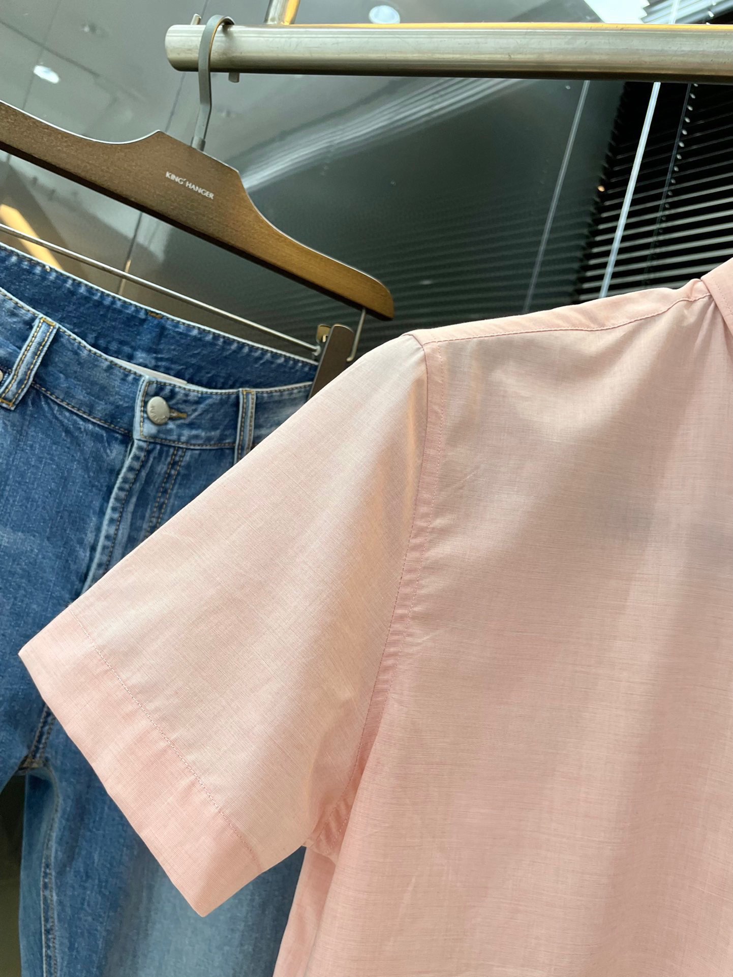 P675 Empirio Armin- (Amani) New Summer 2025 Star Consort: Simple, Stylish Cotton Fashion Shirts - 图片 5