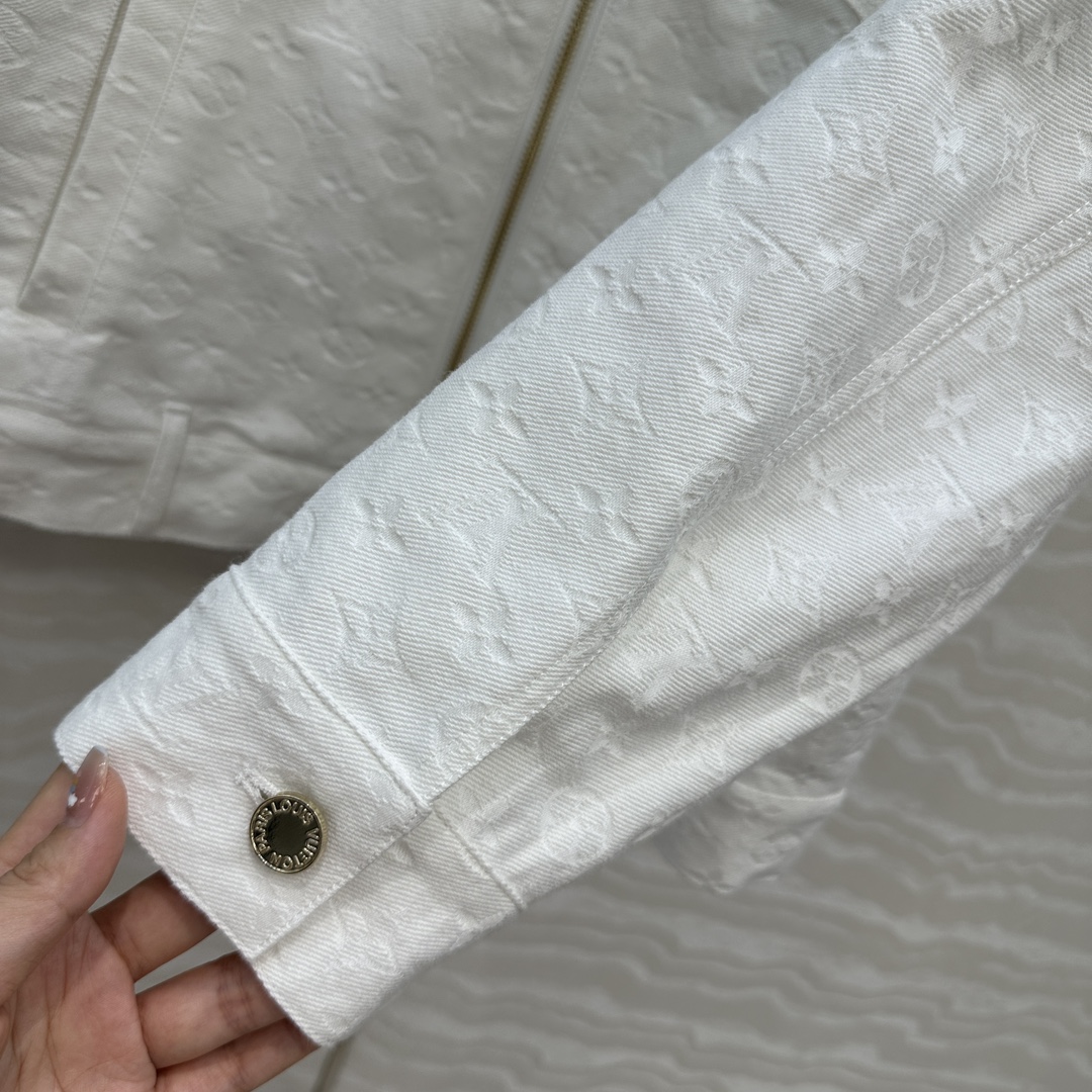 独家首发❤️ 爆单推荐，L25s春夏新品SProty系列，白色MONOGRAM老花logo牛仔夹克外套！