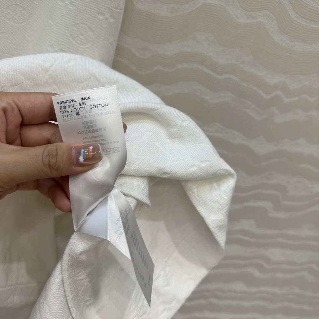 独家首发❤️ 爆单推荐，L25s春夏新品SProty系列，白色MONOGRAM老花logo牛仔背心连衣裙