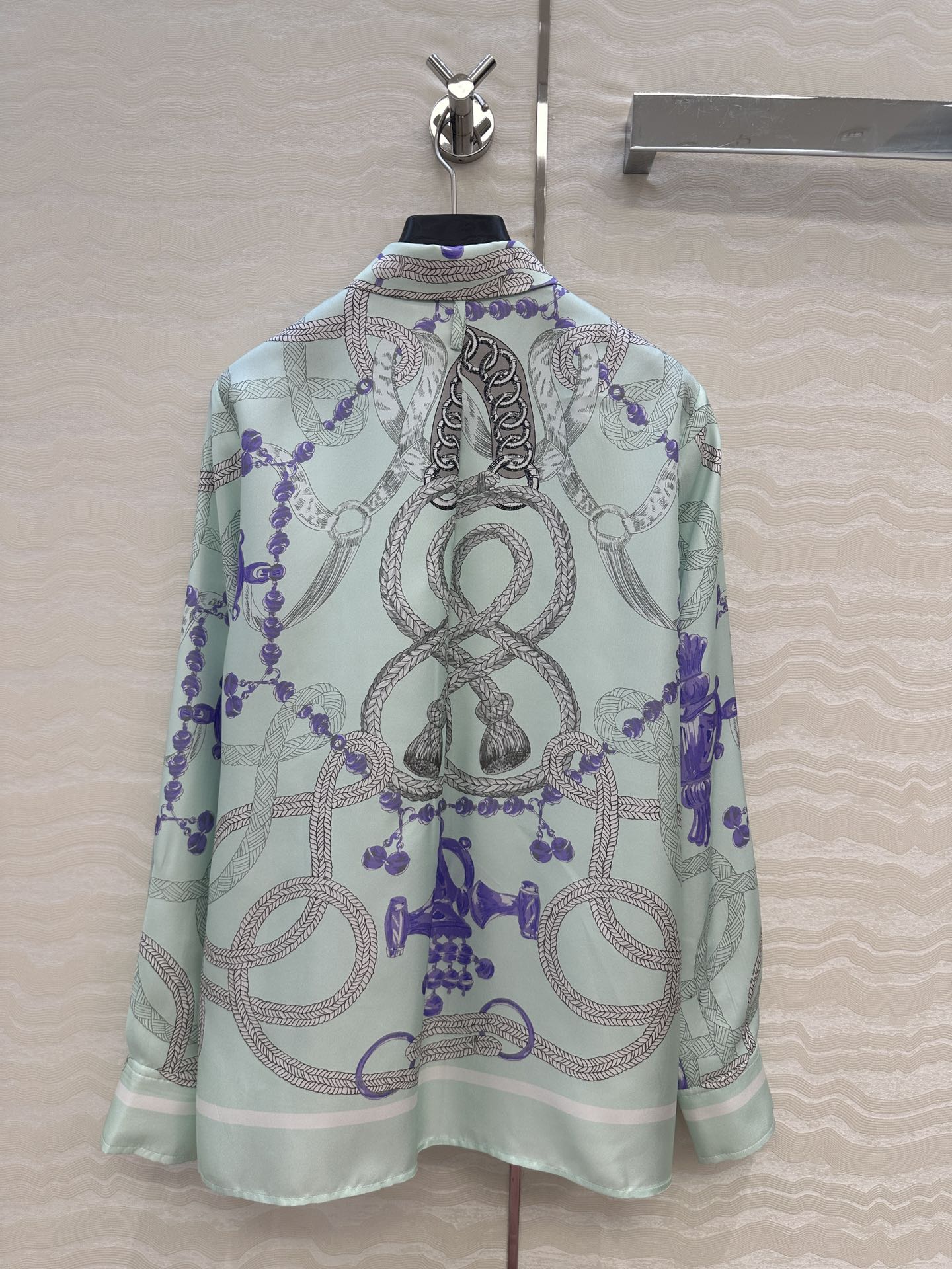 “P912 Original Women’s Suit: Mint Palefroi Remix Silk Shirt, High Quality, Various Sizes” - 图片 9