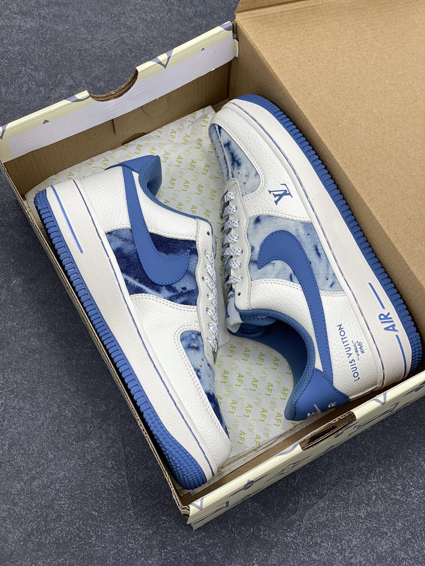 图片[9]-NIke Air Force 1 \’07 Low LV联名-蓝色海洋 空军一号低帮 运动鞋 休闲鞋 折边针车 工艺难度大 原楦头原纸板 原装鞋盒 原厂鞋底 超高清洁度 细节完美 货号：LW9279-019 尺码：36 36.5 37.5 38 38.5 39 40 40.5 41 42 42.5 43 44 44.5 45-选品中心