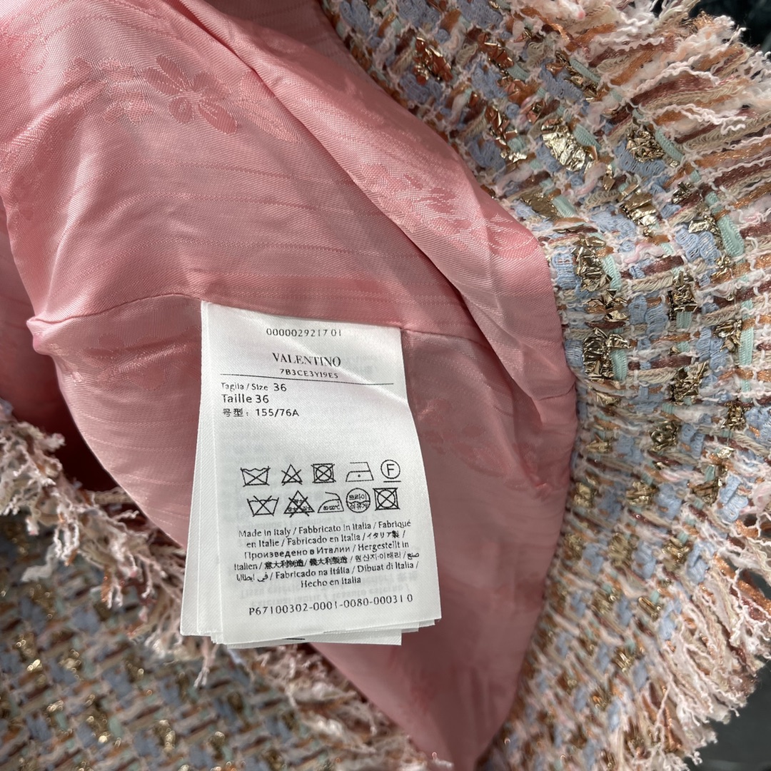 Val华伦 25早秋新款 流苏粗纺半裙 内衬yb定制提花 进口粗纺毛呢材质质感高级 重工流苏裙摆完美演绎