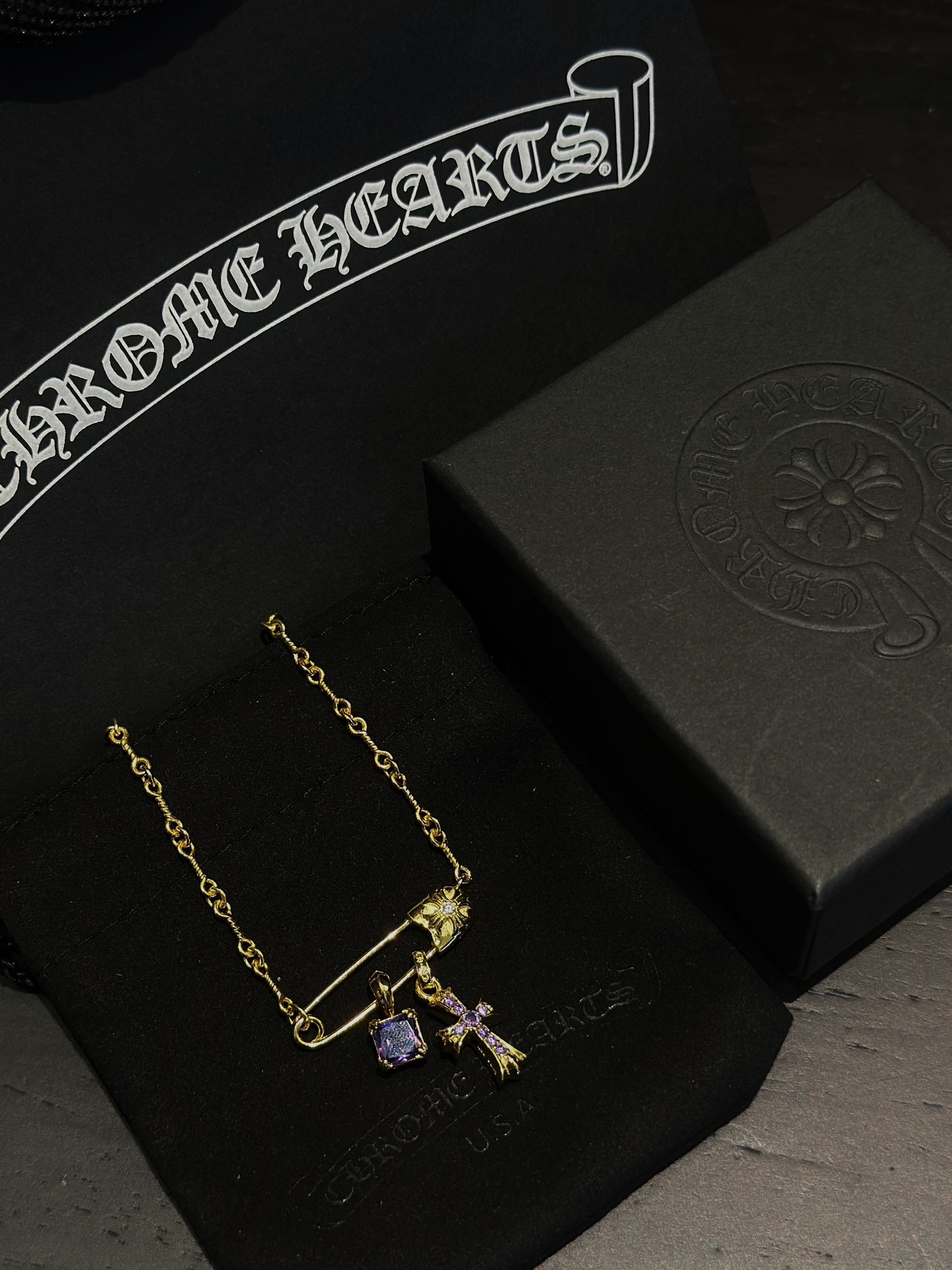 Chrome Hearts 𝐂𝐡𝐫𝐨𝐦𝐞 𝐡𝐞𝐚𝐫𝐭𝐬 克罗心 别针紫钻十字架项链