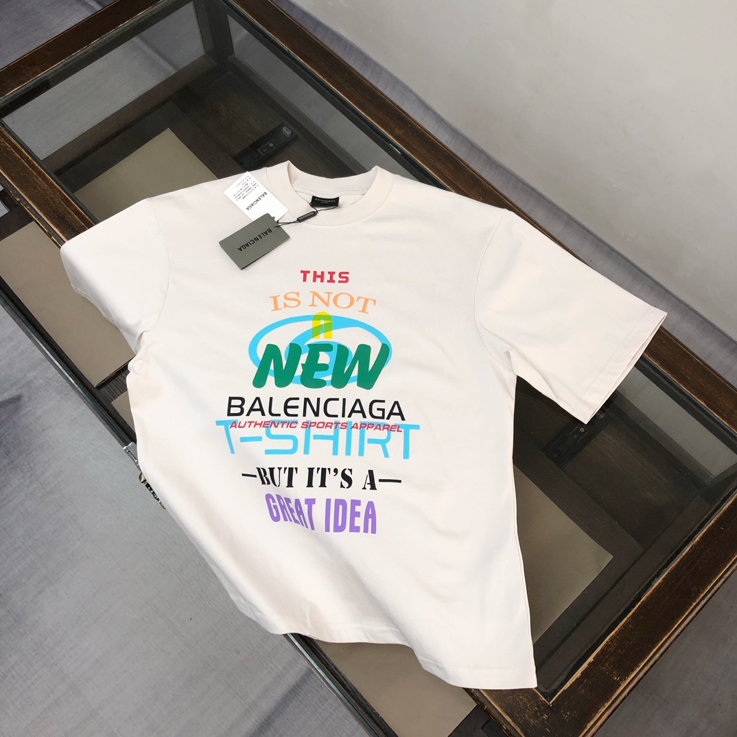 발렌시아가 남성 반팔 26SS 49222