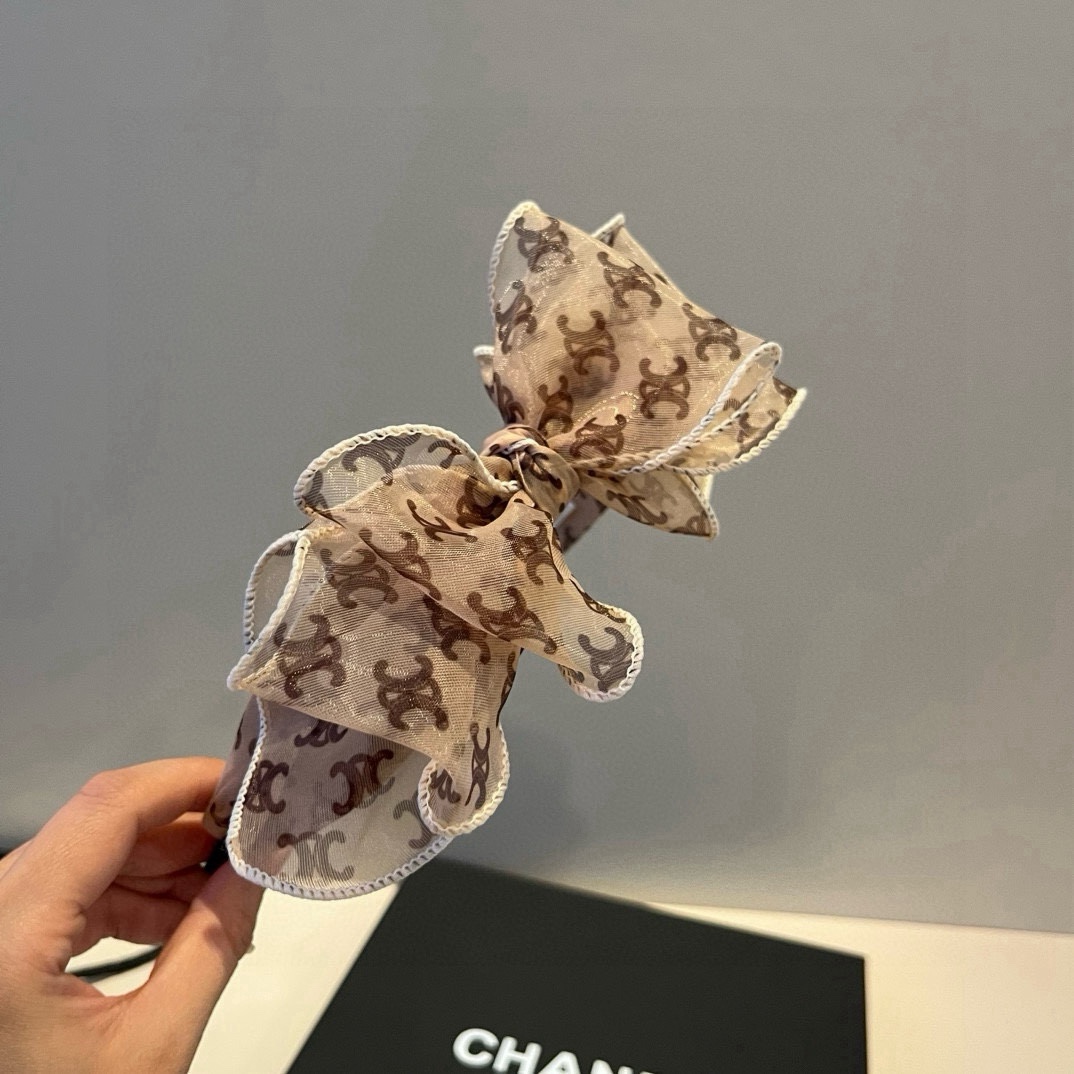 🆕

Celine赛琳蝴蝶结发箍