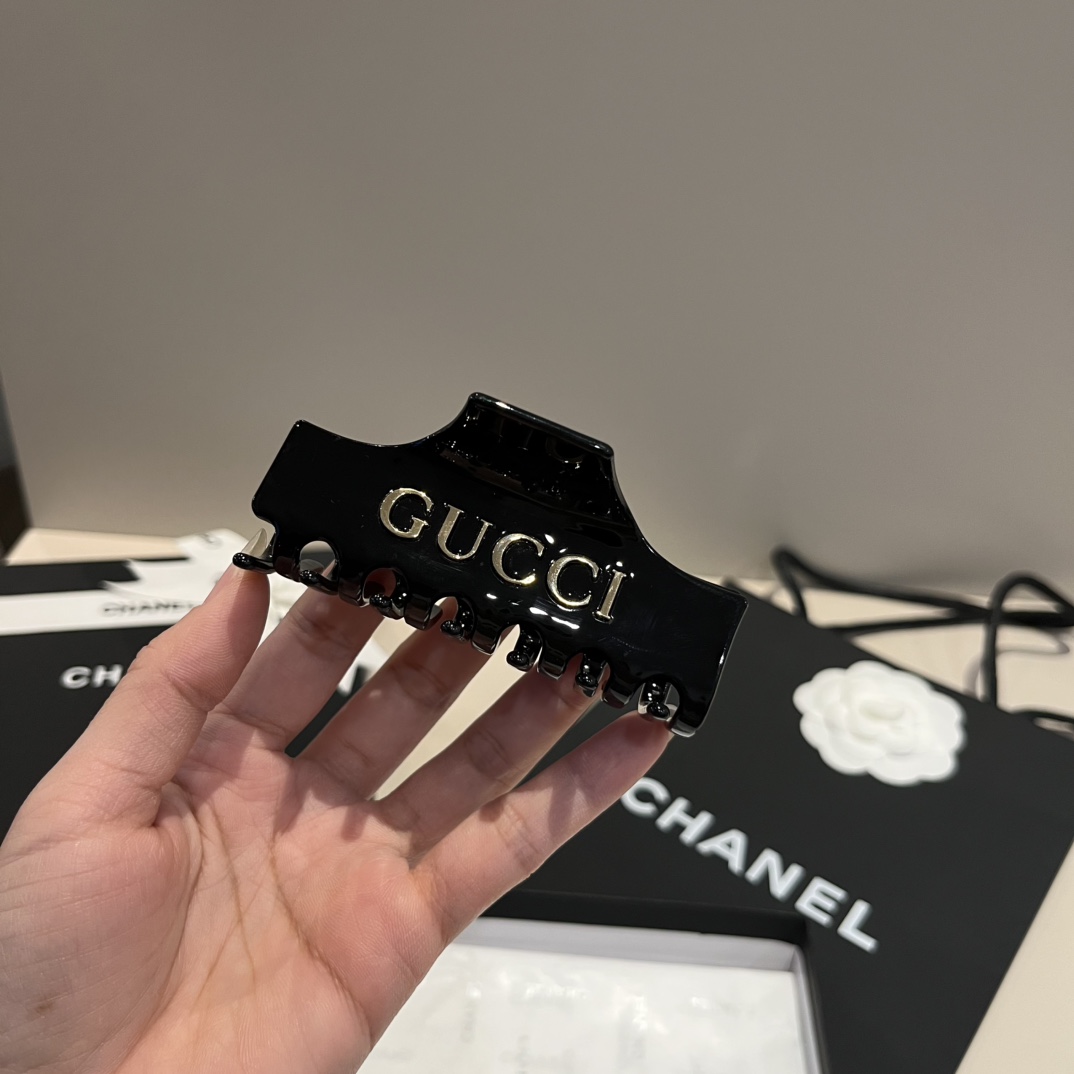 🆕

Gucci古奇新款发夹