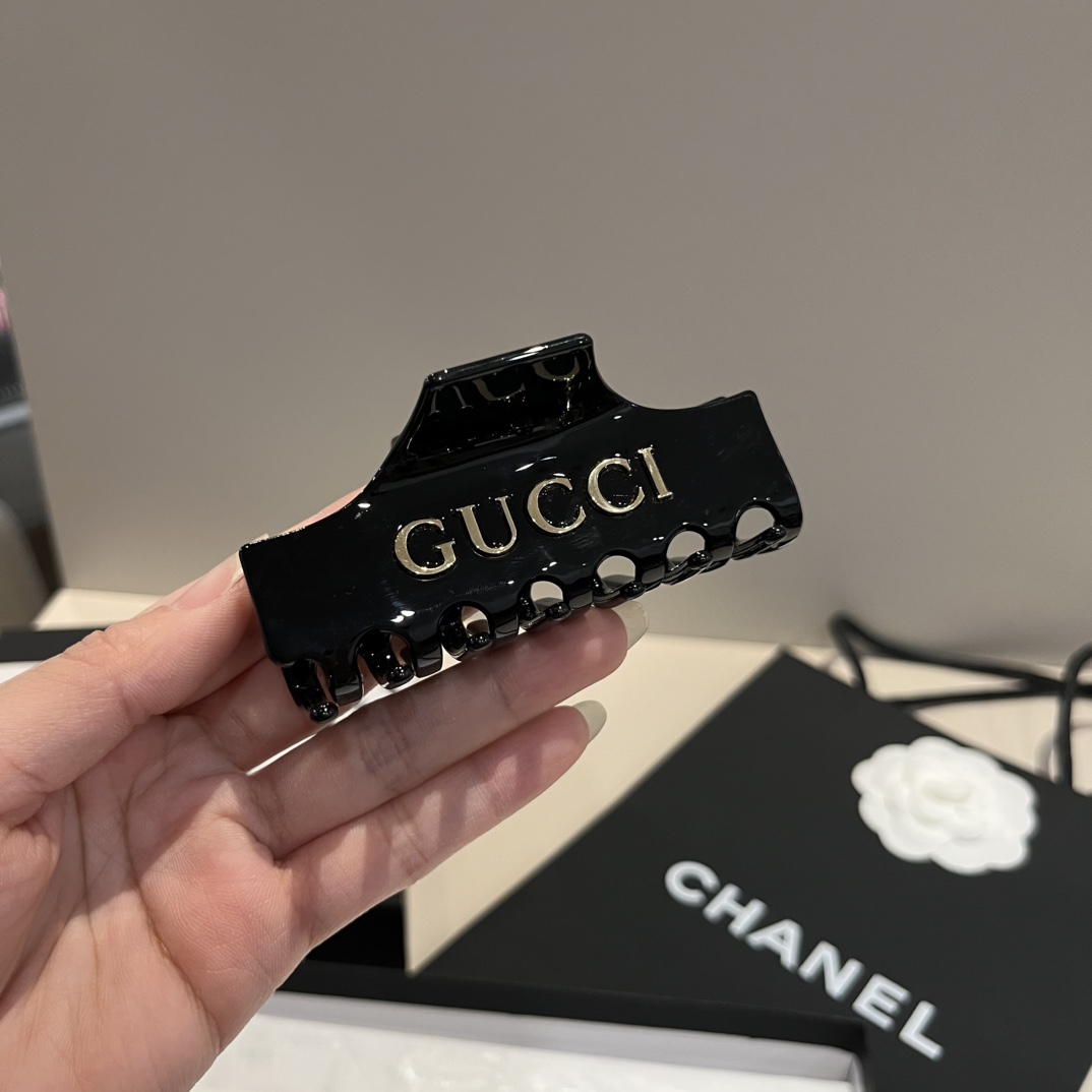 🆕

Gucci古奇新款发夹