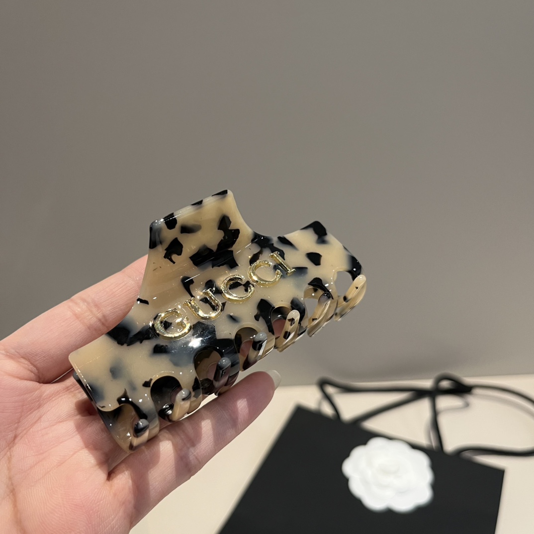 🆕

Gucci古奇新款发夹