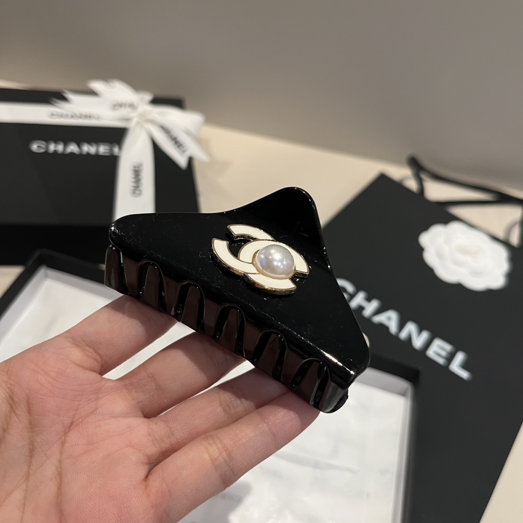 🆕

Chanel香奈儿发夹