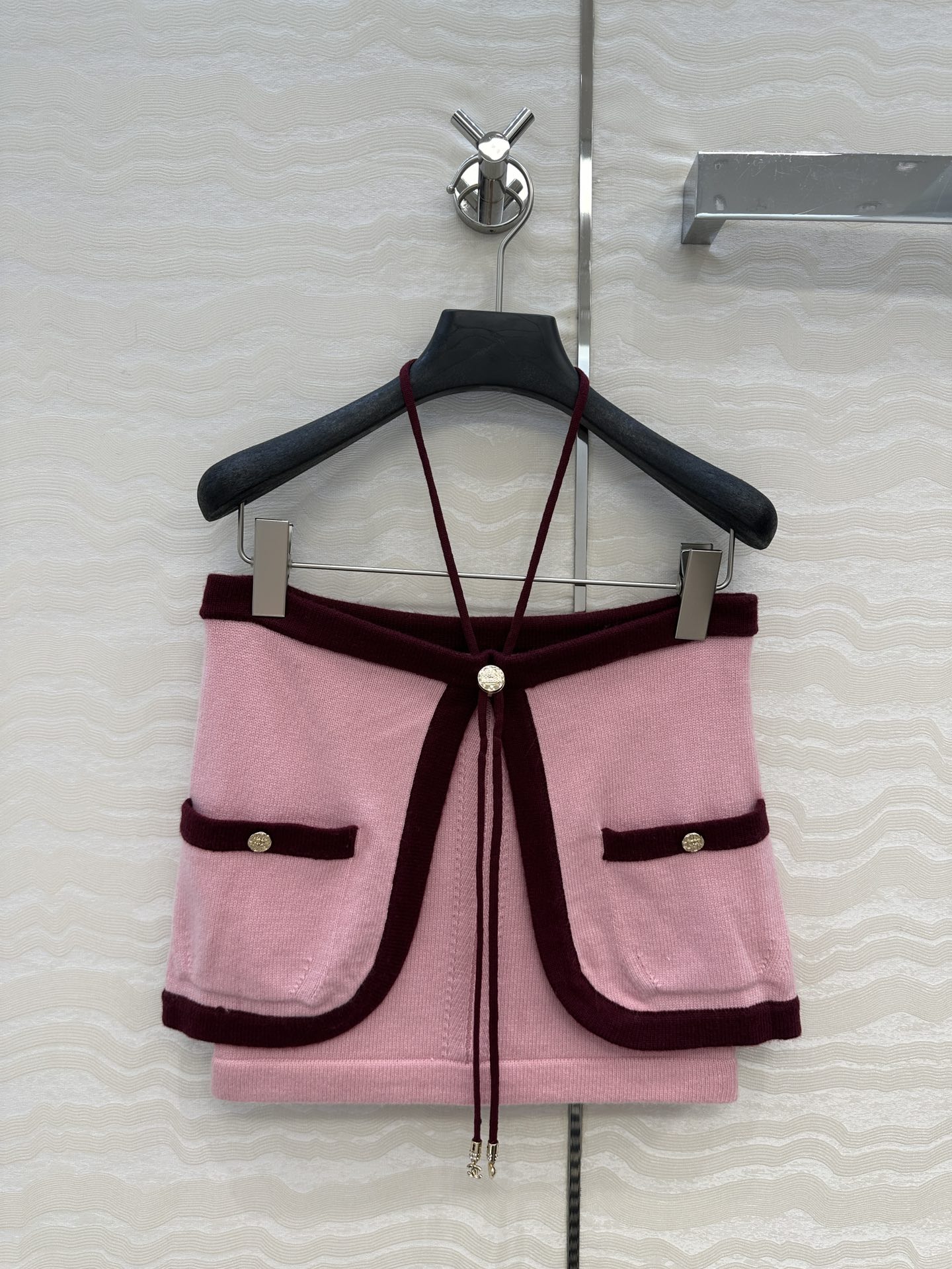 独家首发❤️原单品质，Coco25a新品！羊绒撞色两件套设计抹胸小吊带！金属配件装饰百搭减龄又时髦！瑞士