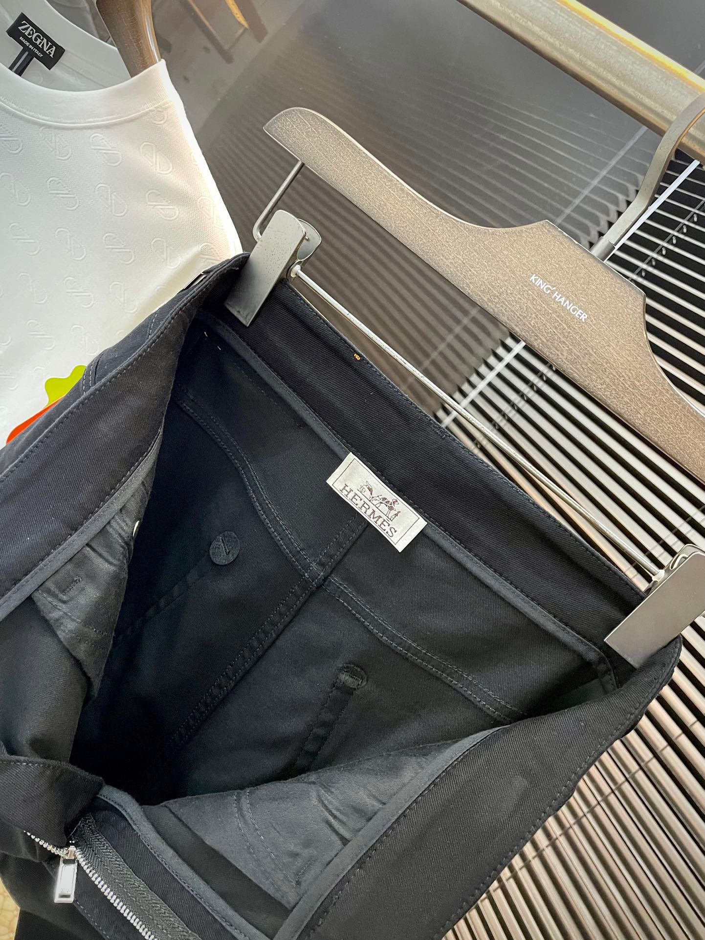 Hermes 2025 Summer Jeans: Italian Cowboy Fabric, Stylish Design, Comfortable Fit - 图片 5