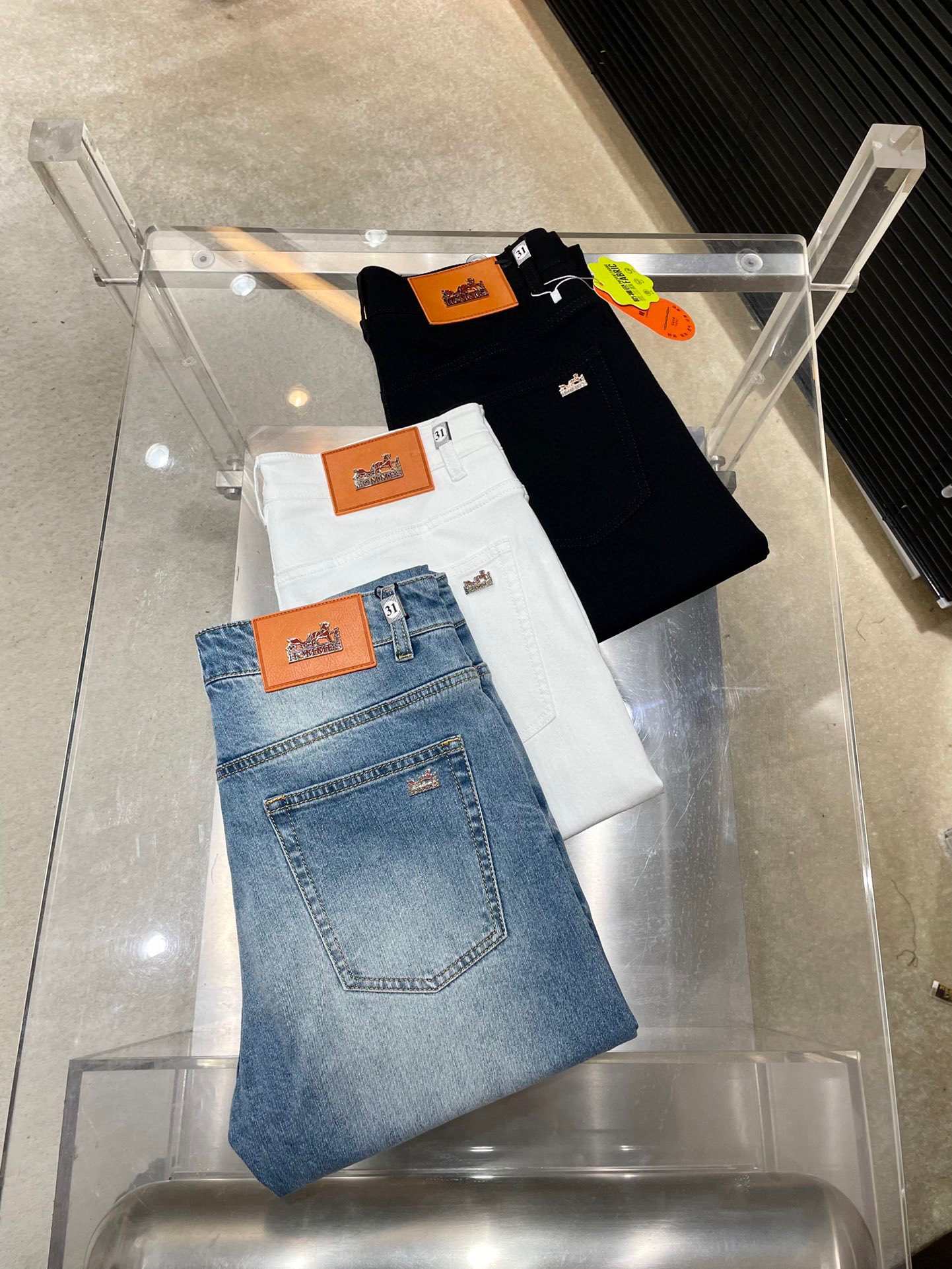 Hermes 2025 Summer Jeans: Italian Cowboy Fabric, Stylish Design, Comfortable Fit - 图片 9