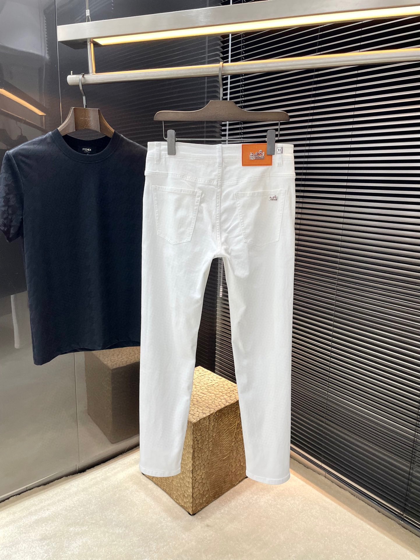 Hermes Summer 2025 Jeans: Italian Cowboy Fabric, Comfortable Fit, Stylish Design - 图片 8