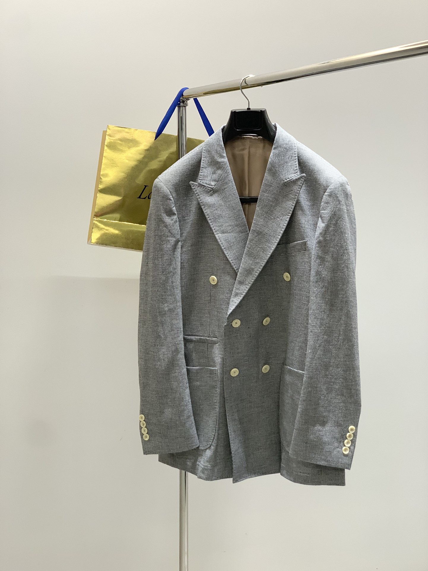 “2025 Spring Fashion: Stylish Clothing, Unique Designs, High Quality Fabrics and Comfort” - 图片 1