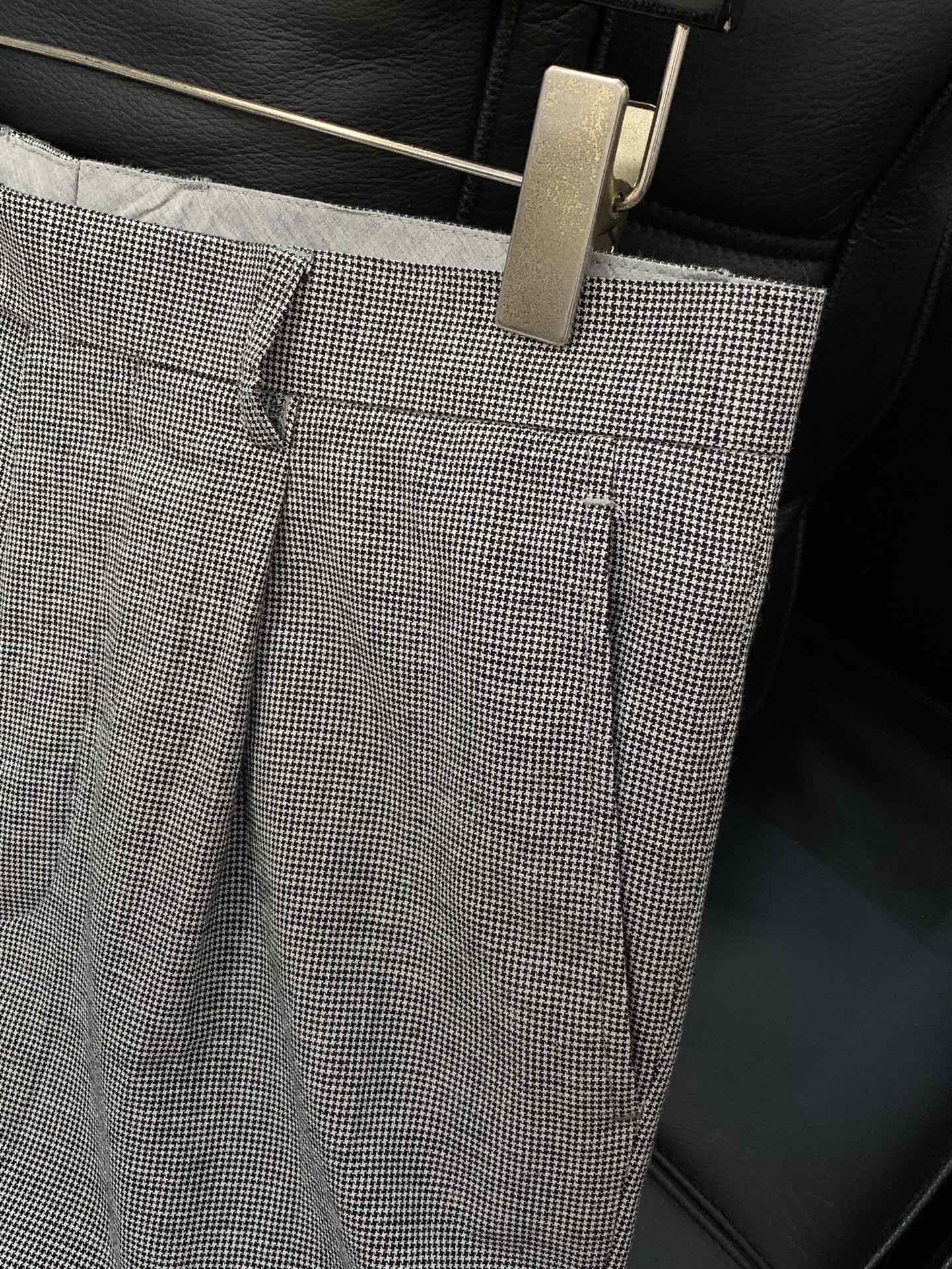 “Stylish Fashion Brand: New Spring 2025 Clothing Collection with Unique Designs and High Quality” - 图片 4