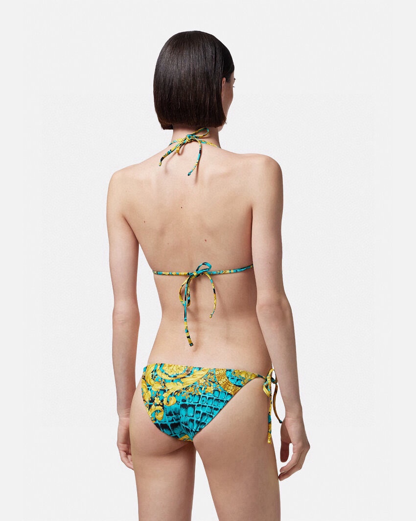 🆕

范思哲VERSACE新款比基尼👙😍🥰适合多种场景的游泳衣🏊‍♀️海边 游泳池 温泉 水上乐园 漂
