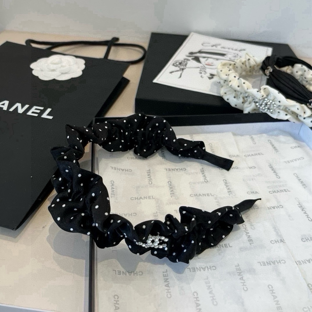 🆕

Chanel香奈儿2025新款发箍