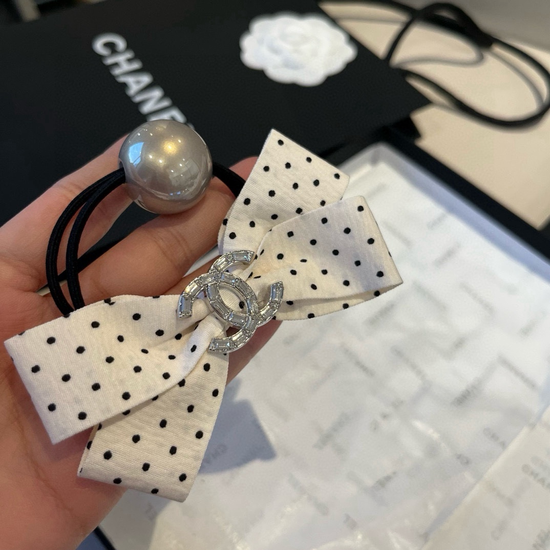 🆕（单个）

Chanel香奈儿新款发箍