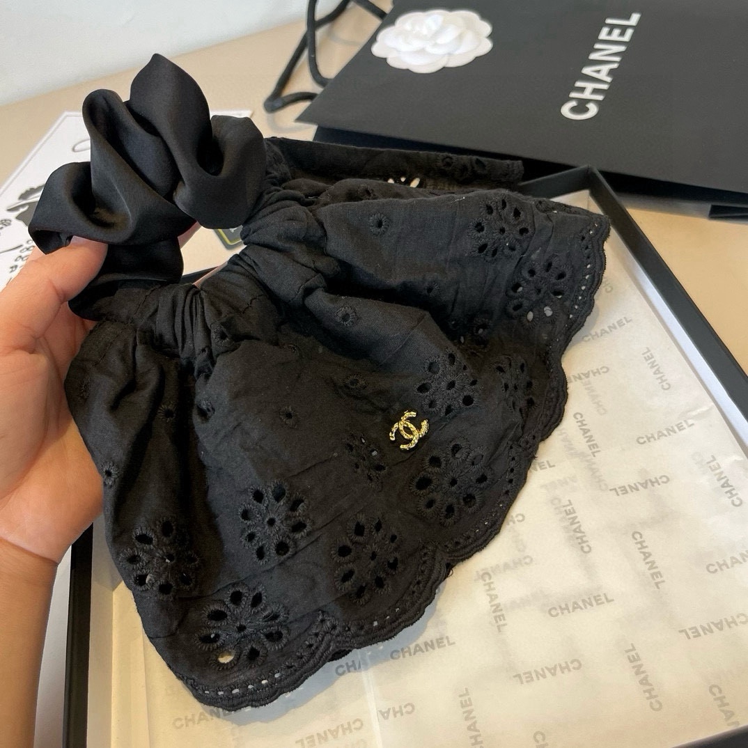 🆕

Chanel香奈儿蝴蝶结发圈 黑