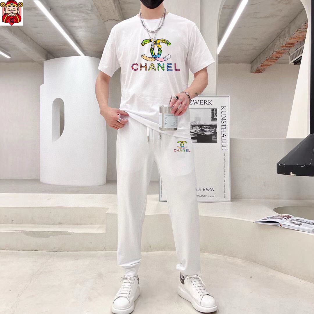 Chanel CHANEL香奈儿 (胖子福音) 2025 世界知名奢侈品牌