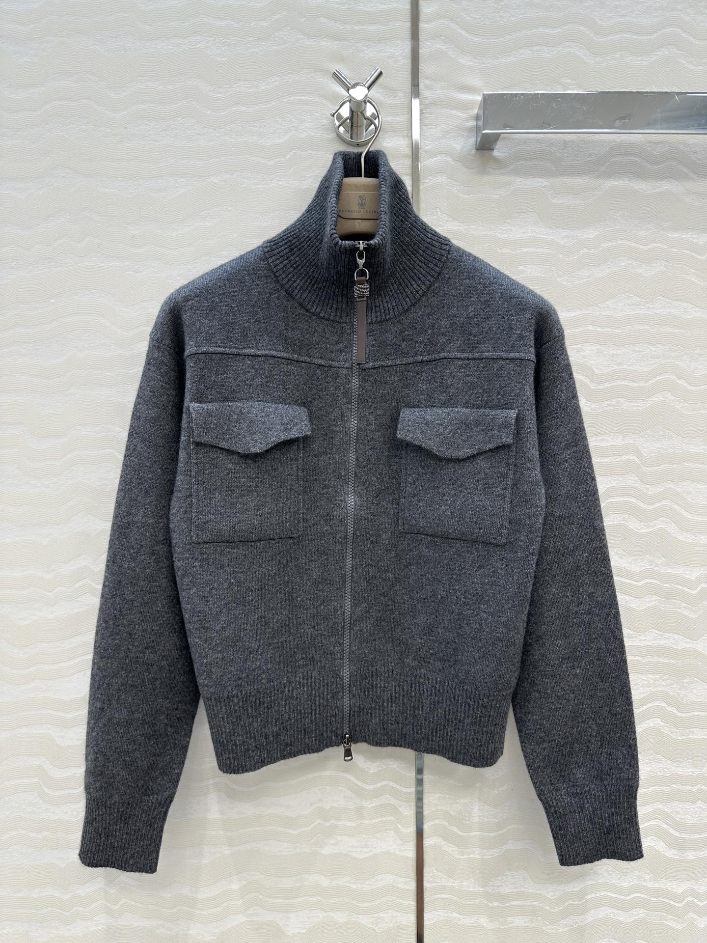 独家首发🍒高端原单品质！行走的高定，BC针织羊绒外套！优雅惬意气质中高领双开拉链设计。进口96羊绒纱线1